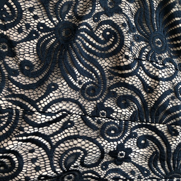 Asos Halter neck lace maxi dress - Picture 6 of 7